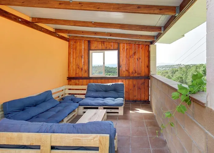 Roses With Swimming Pool & Mountain View Lloret de Mar